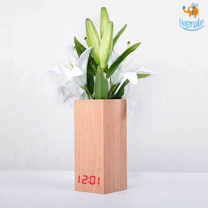 Minimalistic Wooden Clock Vase
