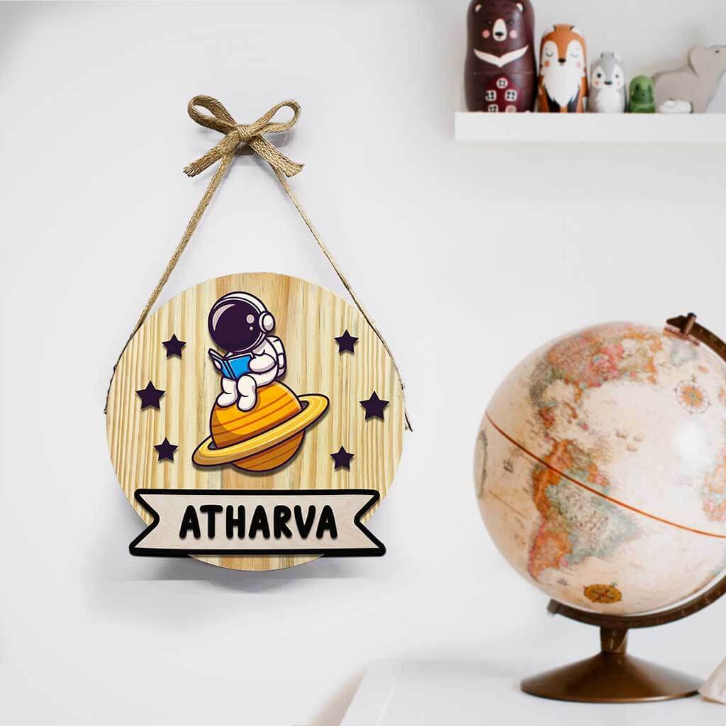 Personalized Wooden Astronaut Wall Lamp