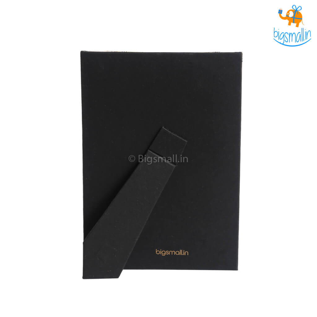 Traveller Photo Frame