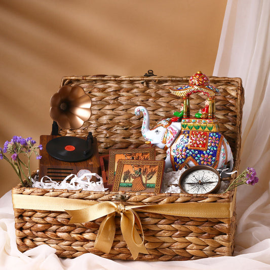 The Heritage Charm Gift Box