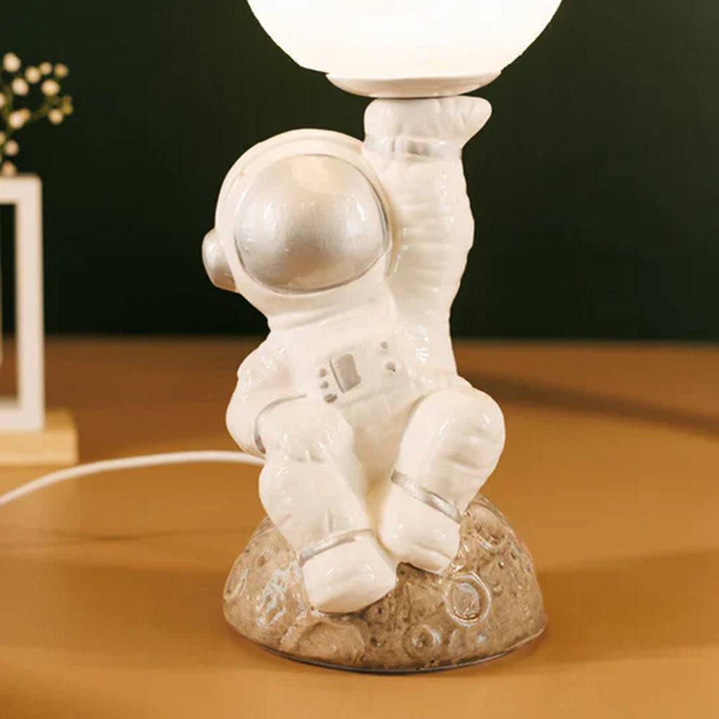 Astronaut Resin Table Lamp