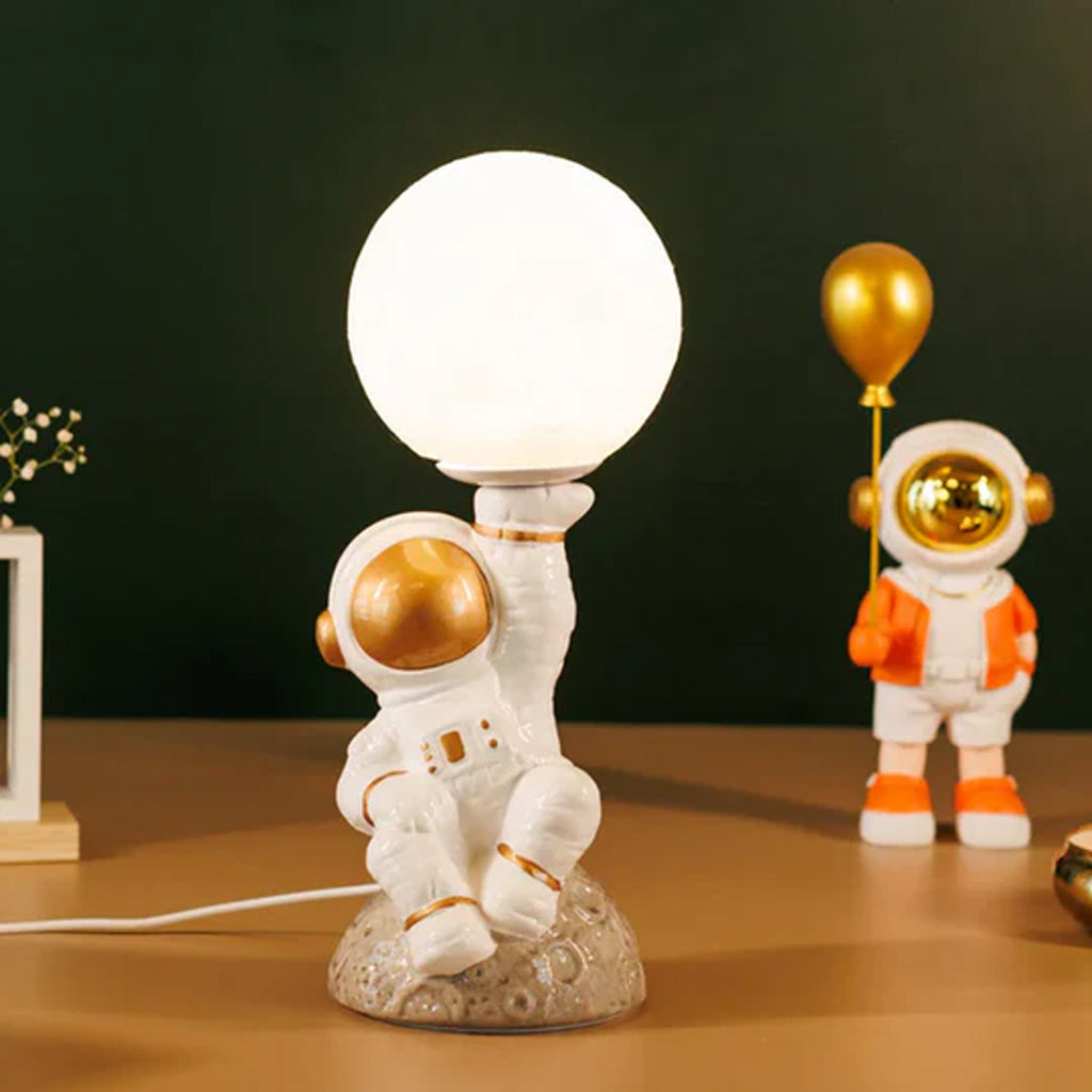 Astronaut Resin Table Lamp