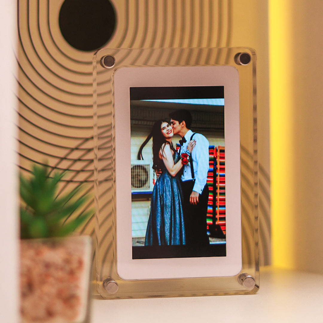Digital Photo & Video Frame