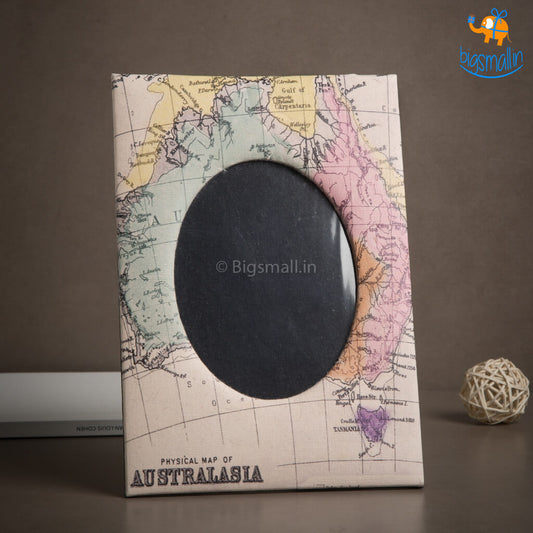 Traveller Photo Frame