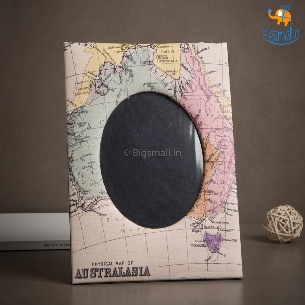 Traveller Photo Frame