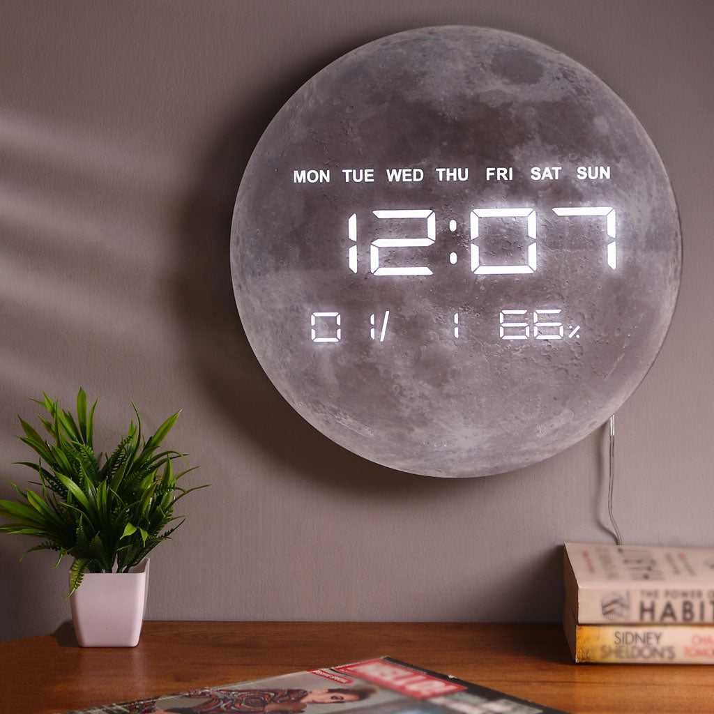 Bigsmall MoonGlow Clock